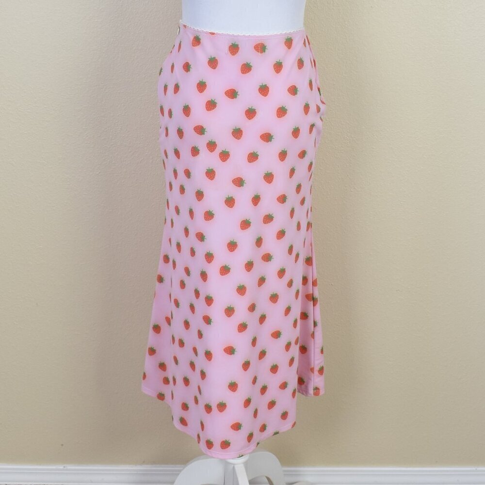 Omighty Strawberry Midi Skirt - S - Picture 7 of 10